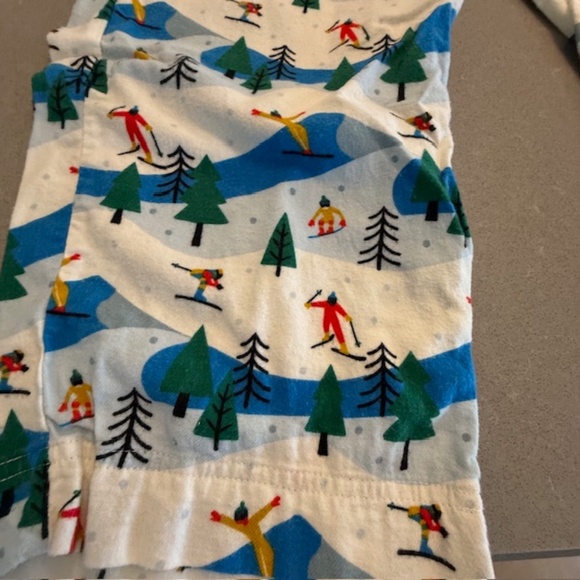 Women's Hanna Andersson Holiday Ski Theme Flannel (L) Pant Fitted Top XL Worn 1x - Picture 4 of 12